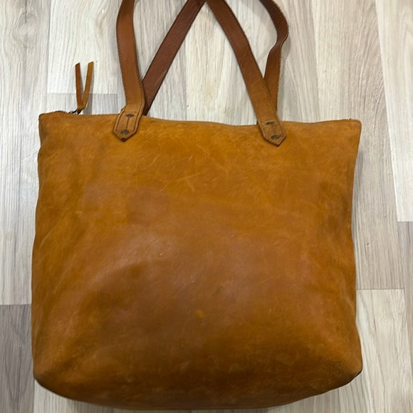 Able Oversized Tote Leather Zippered
Shoulder Cognac Bag - Picture 8 of 16